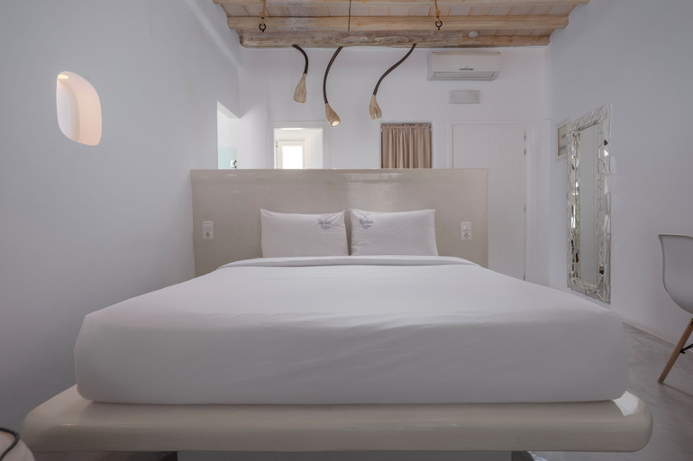 Bedroom 4, Flaskos Luxury Suites, South Aegean