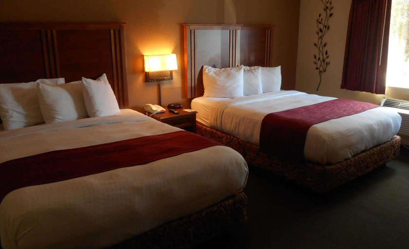 Bedroom 3, AmericInn by Wyndham McAlester, Pittsburg