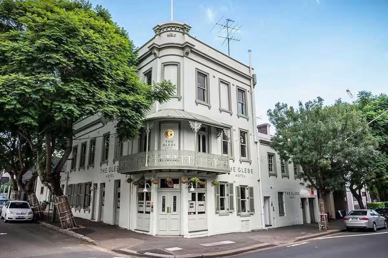 Exterior & Views 2, 3BR Retro Escape ICC & Darling Harbour, Sydney