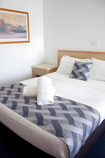 Bedroom 12