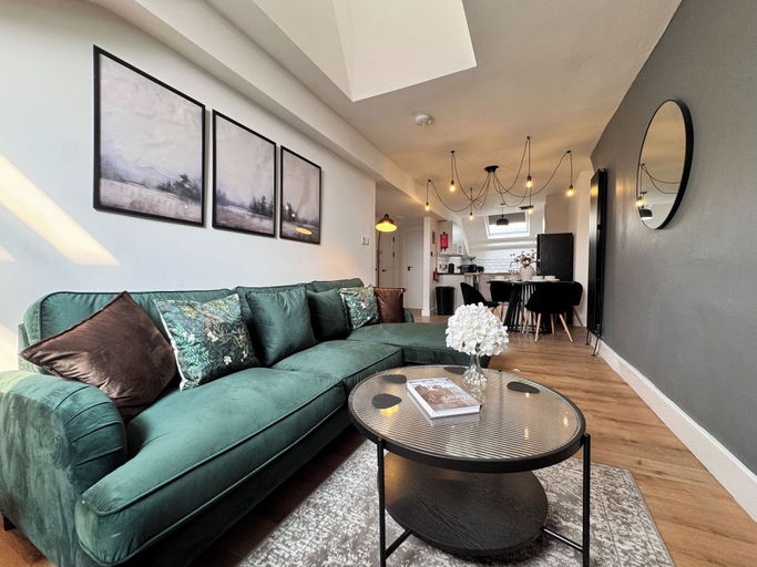 Others 4, 2 Bedroom Queen Street, Newcastle upon Tyne