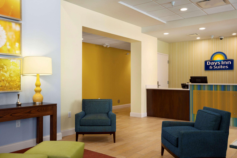 Public Area, Days Inn & Suites Caldwell, Noble