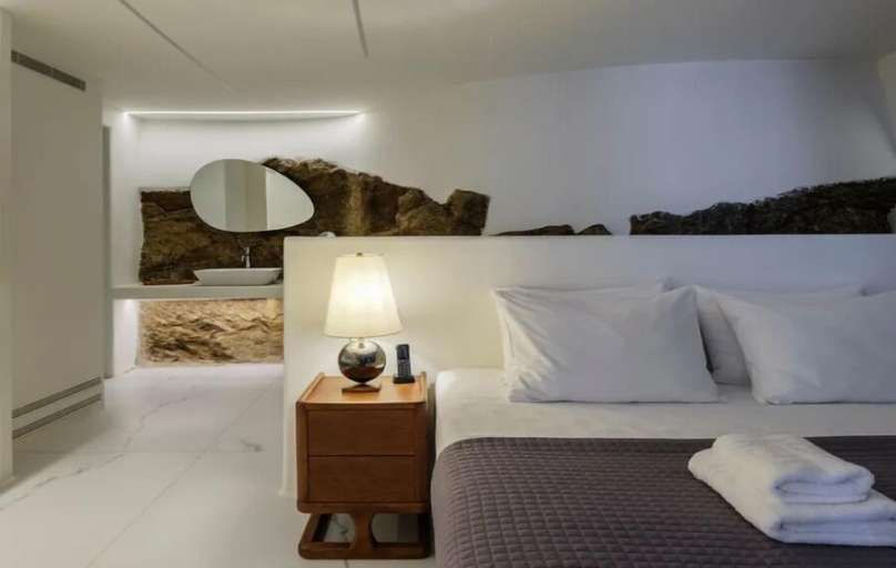 Bedroom 5, Tagoo Hills, South Aegean