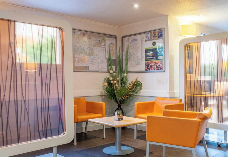 Public Area 2, B&B HOTEL Annemasse Est, Haute-Savoie