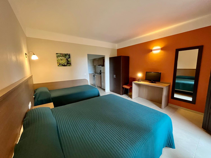 Bedroom 3, Hotel Corsica - Porto Corse, Corse-du-Sud