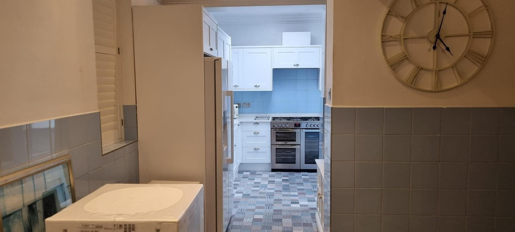 Private kitchen 2, 8 Guests - Free Parking - Full Equipped House, Saint Helens