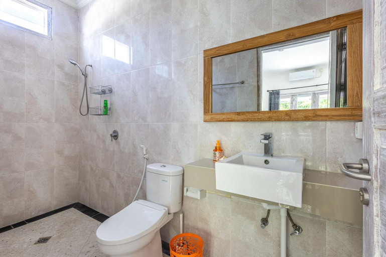 Bathroom, Villa Chunga-changa, Badung