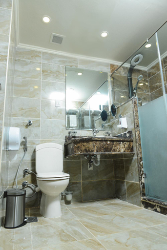 Bathroom 5, Eastern Al Montazah Hotel, Al-Muntazah