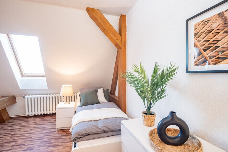 Bedroom, Spacious Apartment In Strausberg - Sleeps 6, Märkisch-Oderland