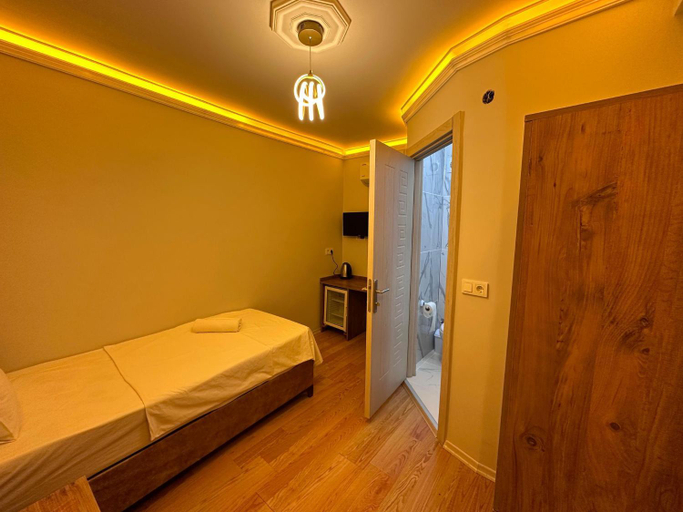 Bedroom 2, Pilot hotel, Arnavutkoy