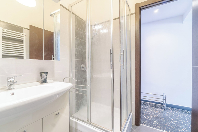 Bathroom, New! Solferino Modern Flat X4 Villa Gruber, Genova