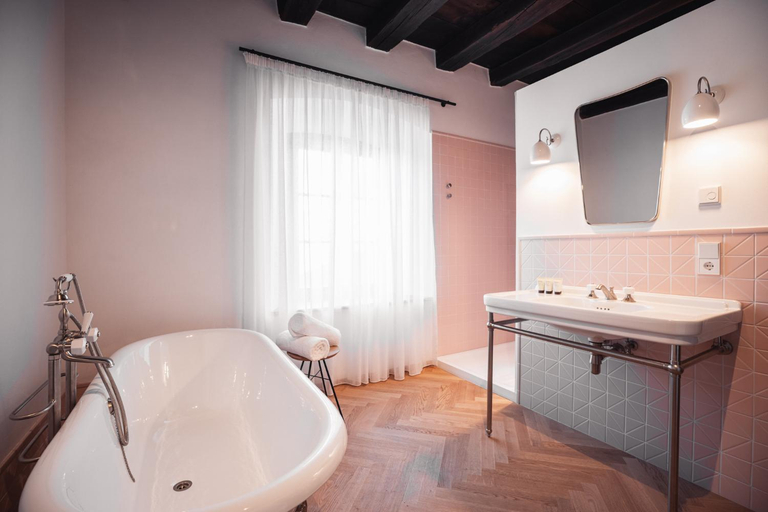 Bathroom 4, Castel Maurn Dolomites, Bolzano