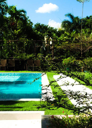 Others 2, Silong: The Modern Bahay Kubo, Quezon City