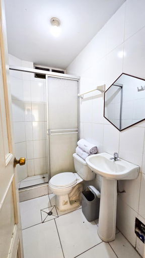 Bathroom, Manta Hotel Tacna, Tacna