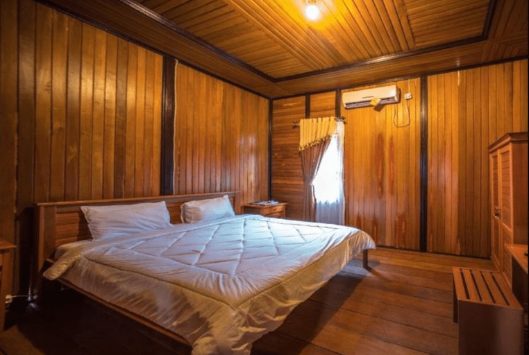 Bedroom 2, Daloha Beach & Dive Resort Morotai, Pulau Morotai