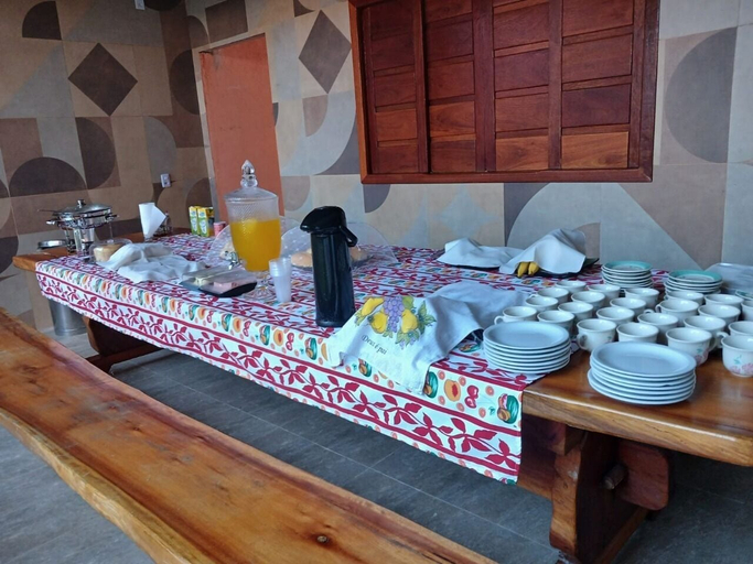 Food & Drinks 4, Pousada Jubarte, Serra