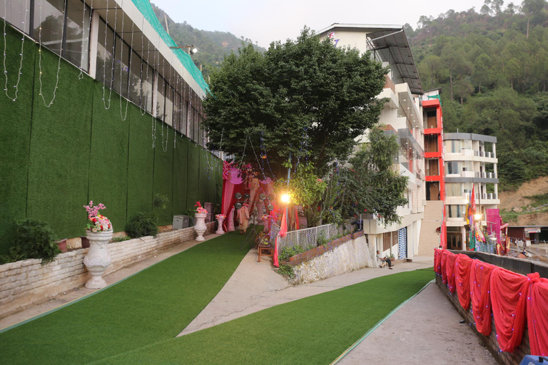 Others 5, VERONIKA RESORT, Solan