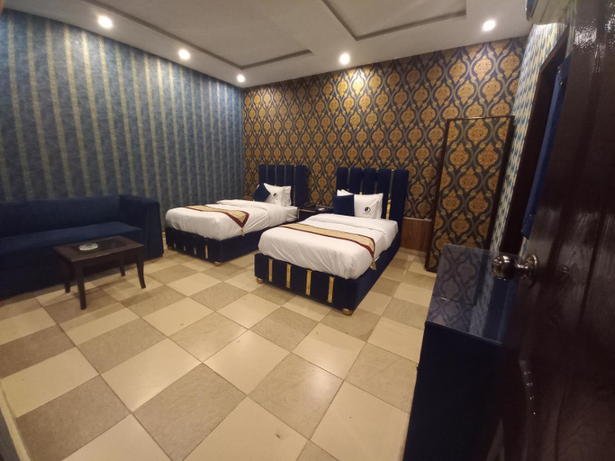 Bedroom 2, Hotel Johar Town Lahore, Lahore