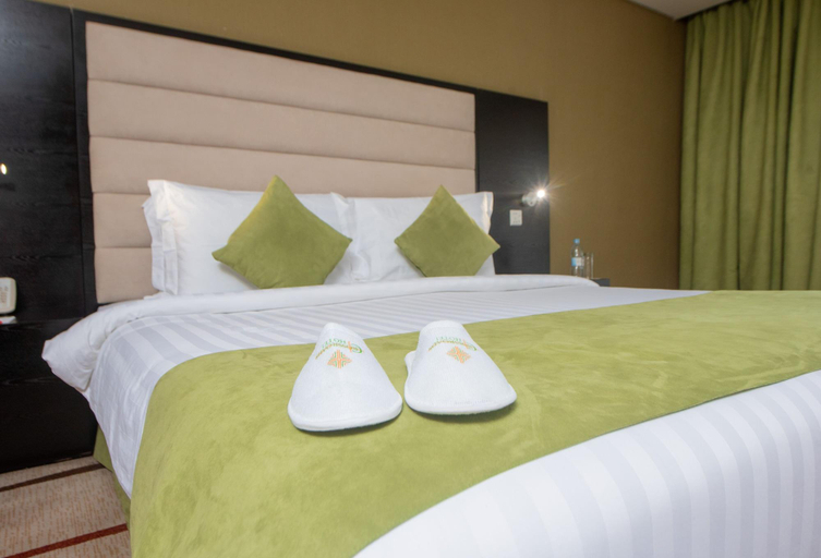 Bedroom 3, Crossroads Hotel Blantyre, Blantyre City