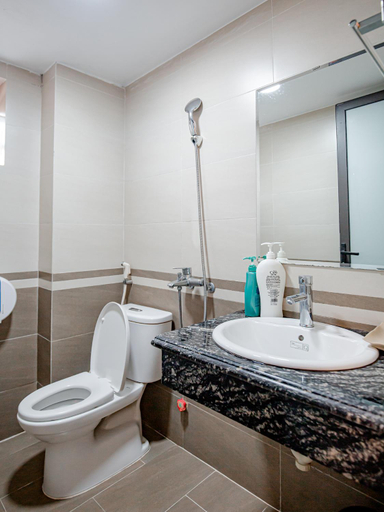 Bathroom 3, Nguyen Hoang Hotel, Từ Liêm
