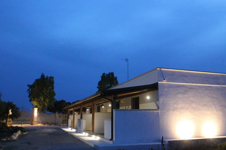 Exterior & Views 2, Tenuta Petra Chiara -Apulian Country B&B, Lecce