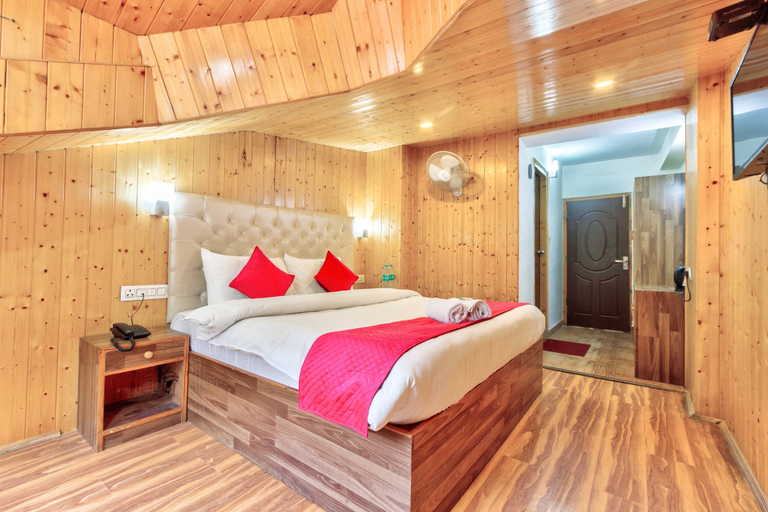 Bedroom 3, The mount Heaven Hotel Vijayant, Kullu