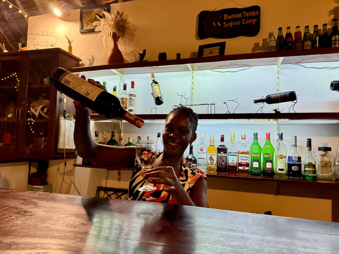 Food & Drinks 5, Bwana Tembo Safari Camp, Nwoya
