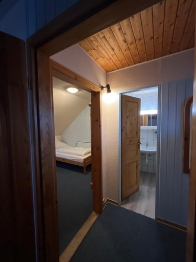 Bedroom 2, Hotel Muhleneck, Aurich