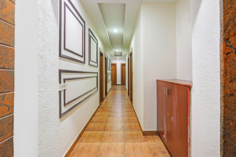 Others 5, FabHotel Emerald Suites - Near MG Road Metro Station, Bangalore
