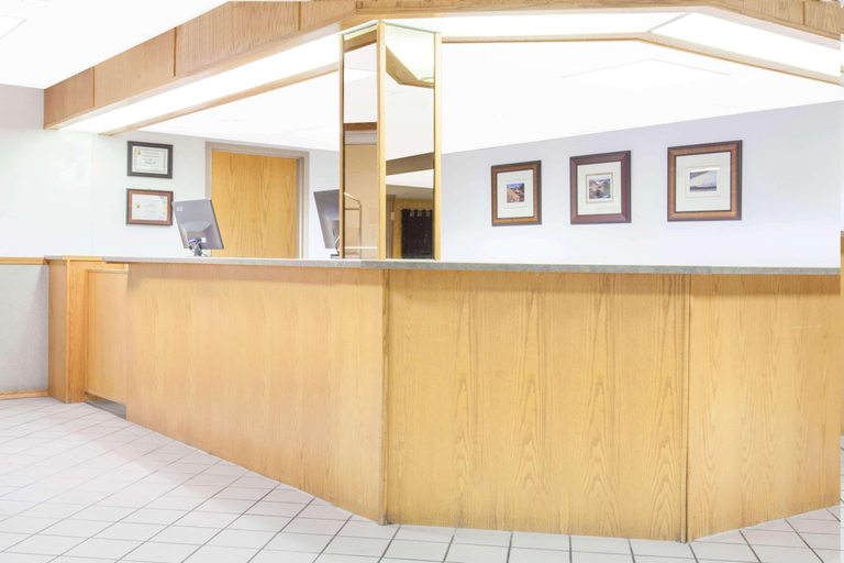 Public Area, Super 8 by Wyndham Kenora, Kenora