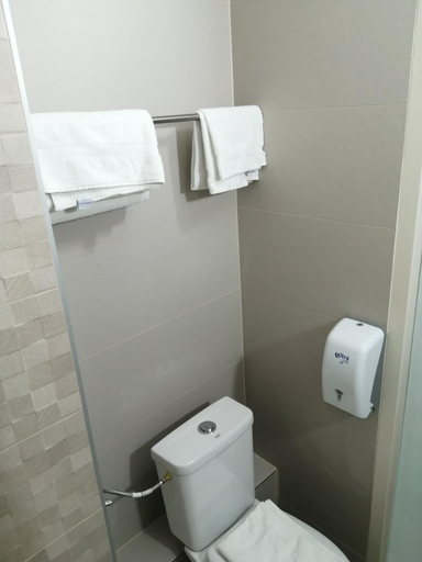 Bathroom 3, Contact Hotel Arc-En-Ciel - Renove, Haut-Rhin