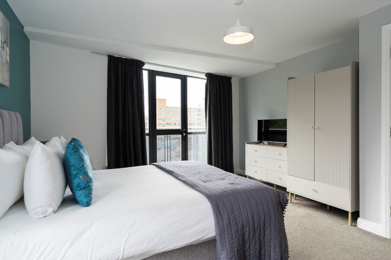 Bedroom 2, Cotels at The Millhouse, Derby