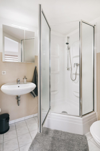 Shower, Gentilly Apartments Freiberg, Mittelsachsen