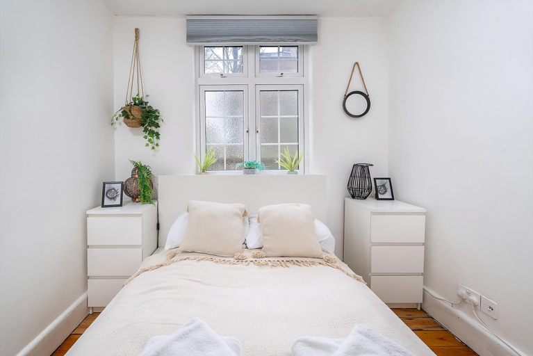 Bedroom 2, Cosy Mews Flat Near Little Venice, London