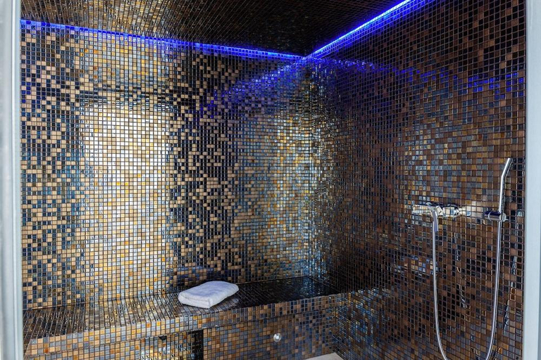 Bathroom 4, Mas De La Senancole & Spa, Vaucluse