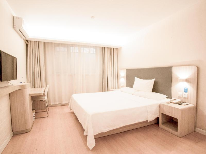 Bedroom 3, Hanting Hotel Beijing Changchun Street, Beijing