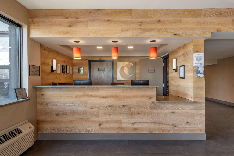 Public Area 2, Comfort Inn & Suites Liverpool - Syracuse North, Onondaga