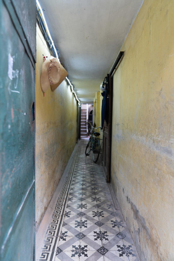 Others 4, Holly's HideAway*City Center*Balcony*Cozy room, Hoàn Kiếm