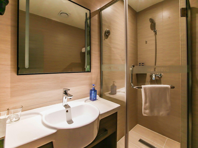 Bathroom 3, Hanting Hotel Harbin Xuefu Road, Harbin