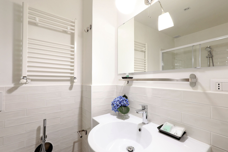Bathroom 5, Residenza Vittoria Roma, Rome