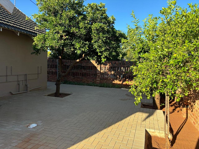 Others 3, Carstens Garden Cottages, Frances Baard
