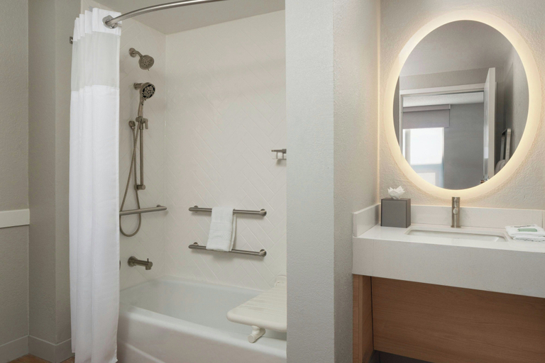 Bathroom 4, TownePlace Suites by Marriott Lafayette, Tippecanoe