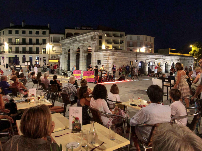Public Area, ibis Budget Dax Saint Paul les Dax, Landes