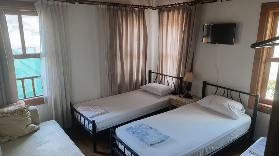 Bedroom 4, Port Liman Apart, Antalya