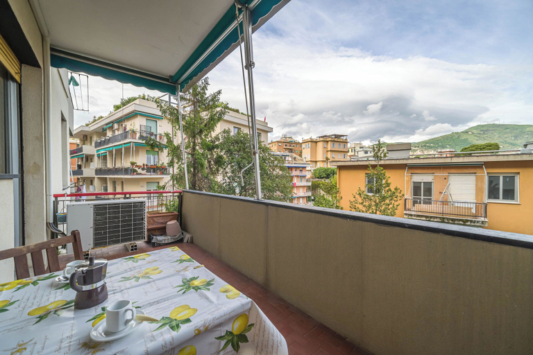 Others 4, Genoa Getaway! Sturla Comfy Flat X2 Free Parking, Genova