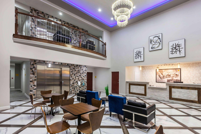 Public Area, Super 8 by Wyndham Kingwood Houston North, Montgomery
