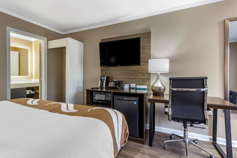 Bedroom 3, Quality Inn & Suites Pawleys Island, Georgetown