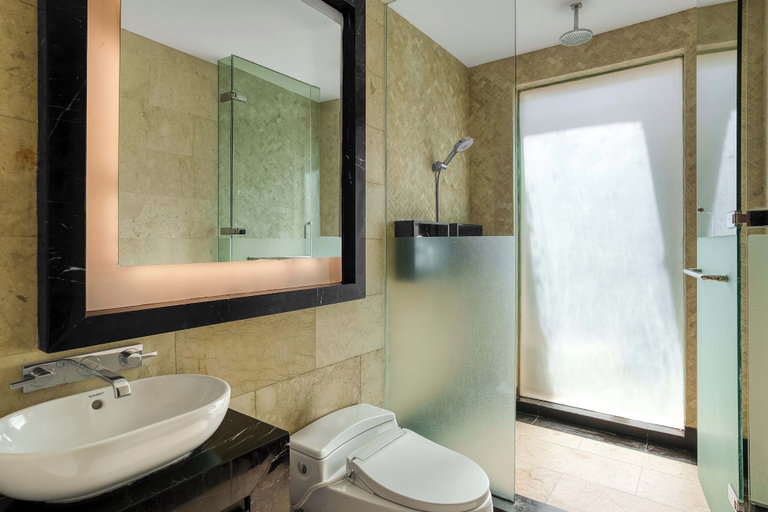 Bathroom 27