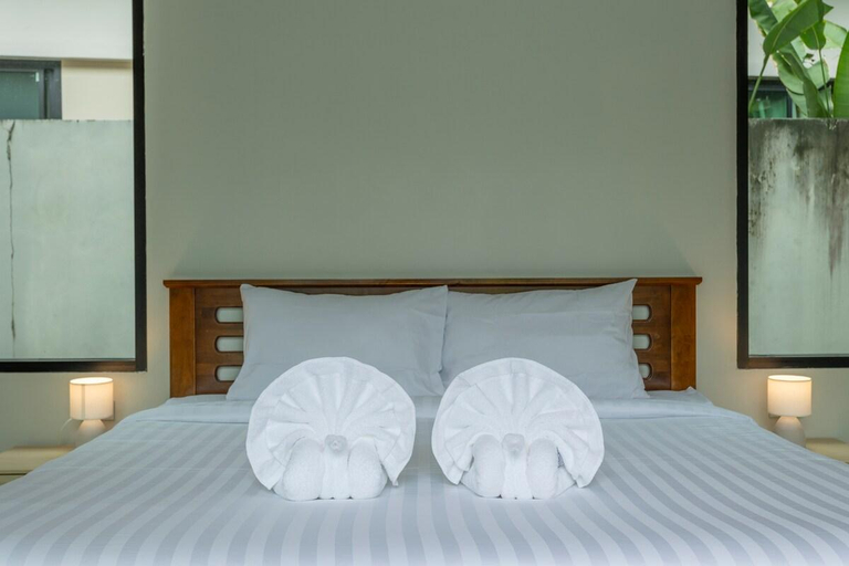 Others 3, 2 Beds large pool night market  Soi Namjai v122, Pulau Phuket