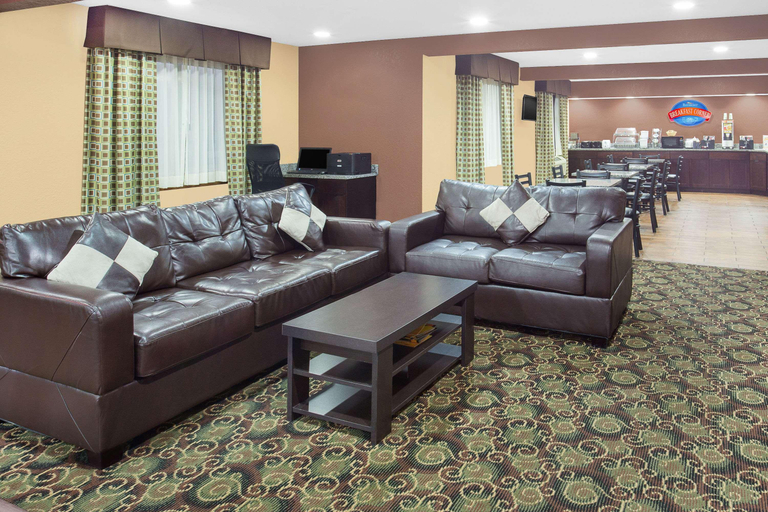 Public Area, Baymont by Wyndham Holland, Ottawa